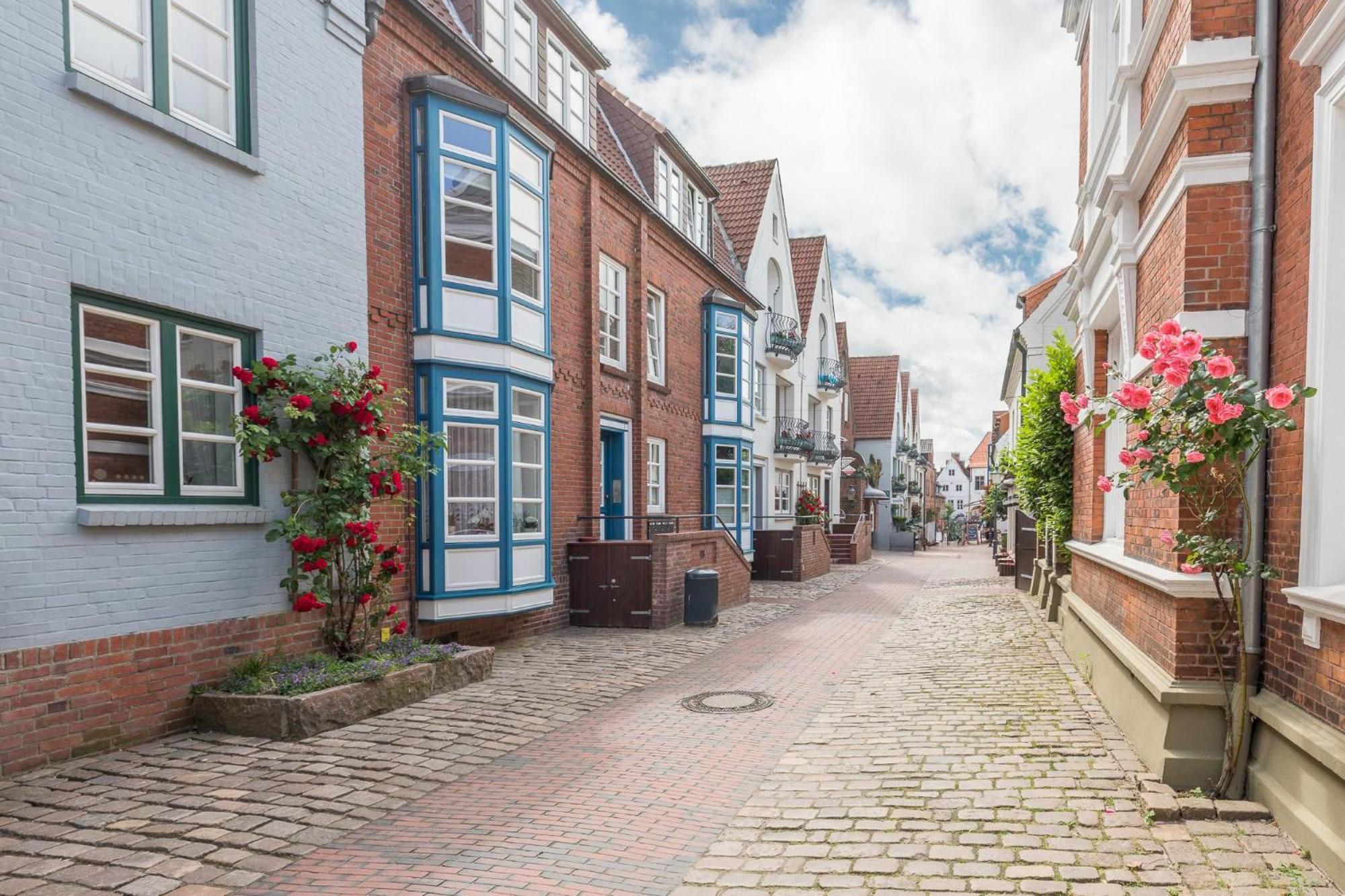 Ferienwohnung Lutte Stuuv Husum  Exterior foto